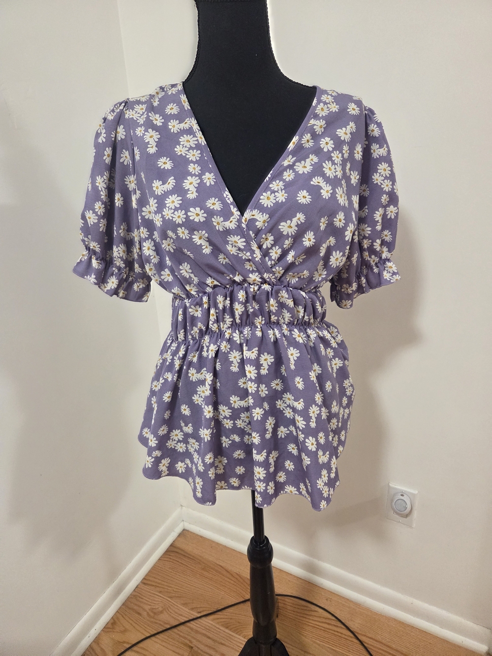 SHEIN Purple Floral Wrap Peplum Top